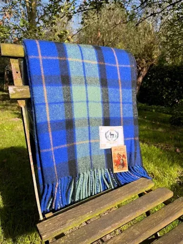 Plaid, Flower of Scotland, gemaakt van gerecycled wol