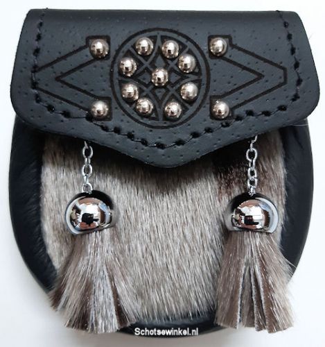 Kinder Sporran, Nails, 2 Tassels, 10 cm